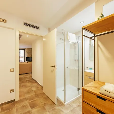 Bravissimo Mercadal, Monthly Apartament Girona
