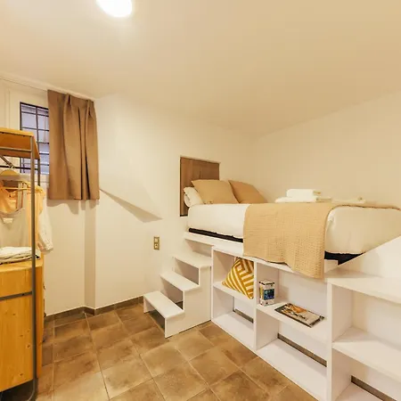 Apartment Bravissimo Mercadal, Monthly Girona